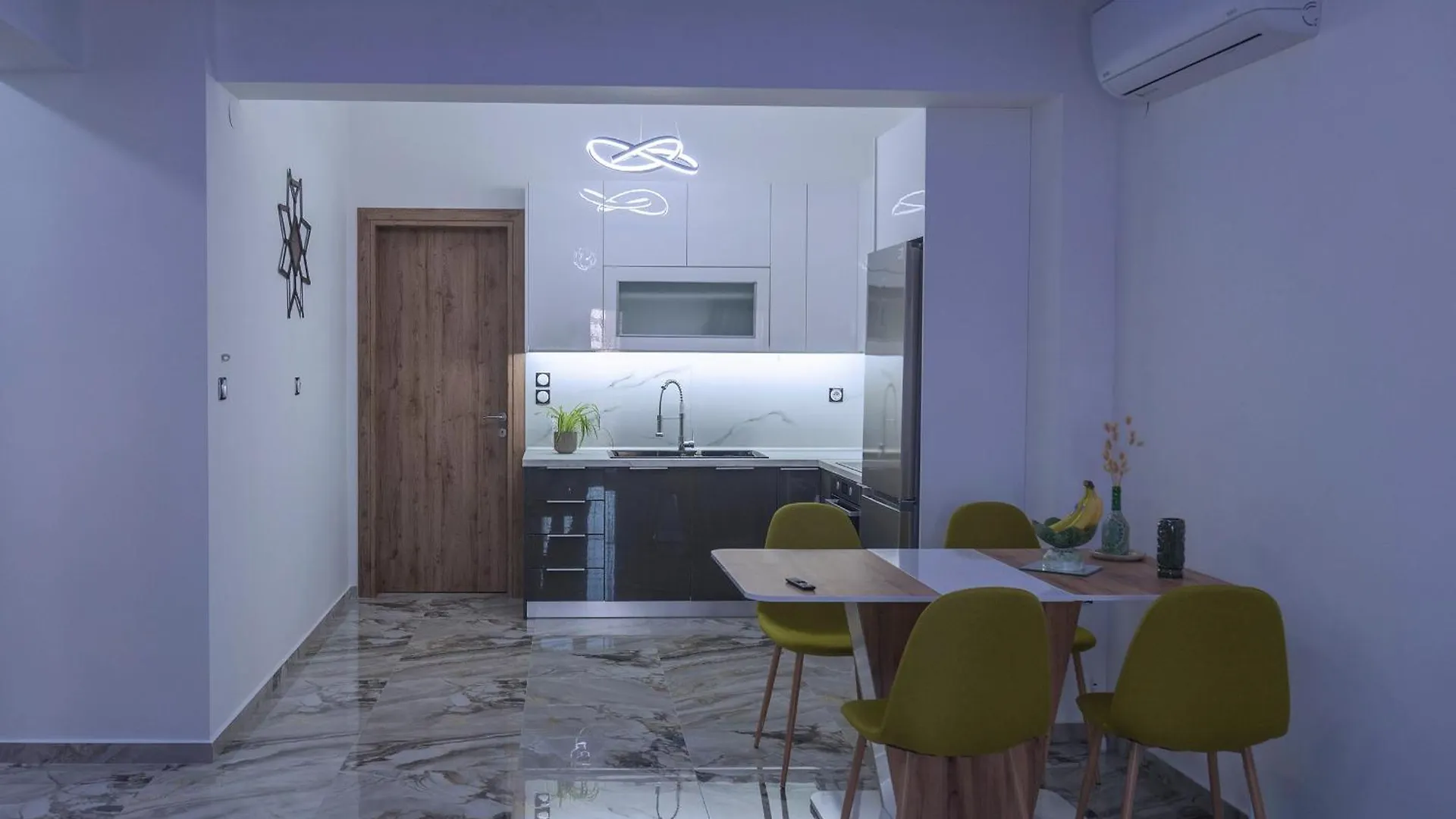 Thessaloniki Luxe Suite, Achilles' Private Getaway
