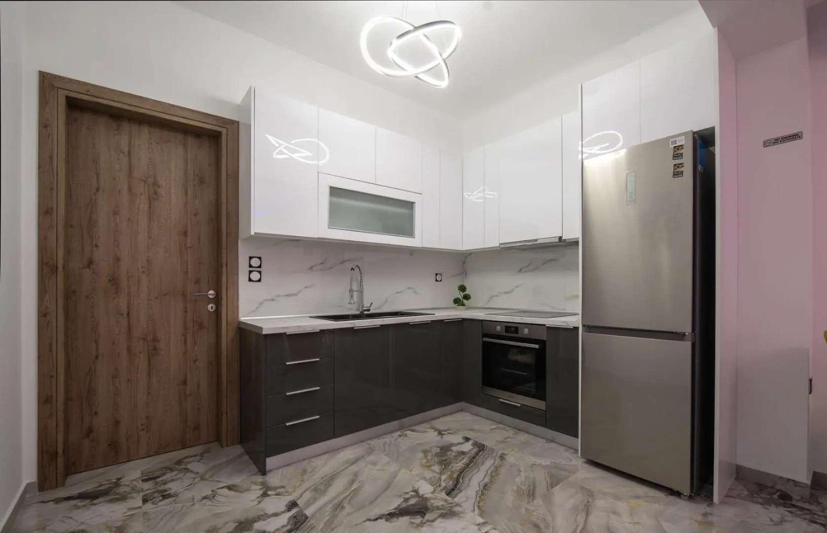شقة Thessaloniki Luxe Suite, Achilles' Private Getaway