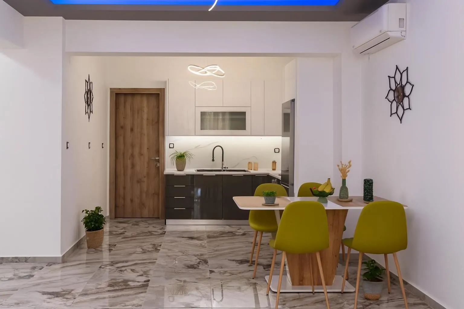 Thessaloniki Luxe Suite, Achilles' Private Getaway شقة