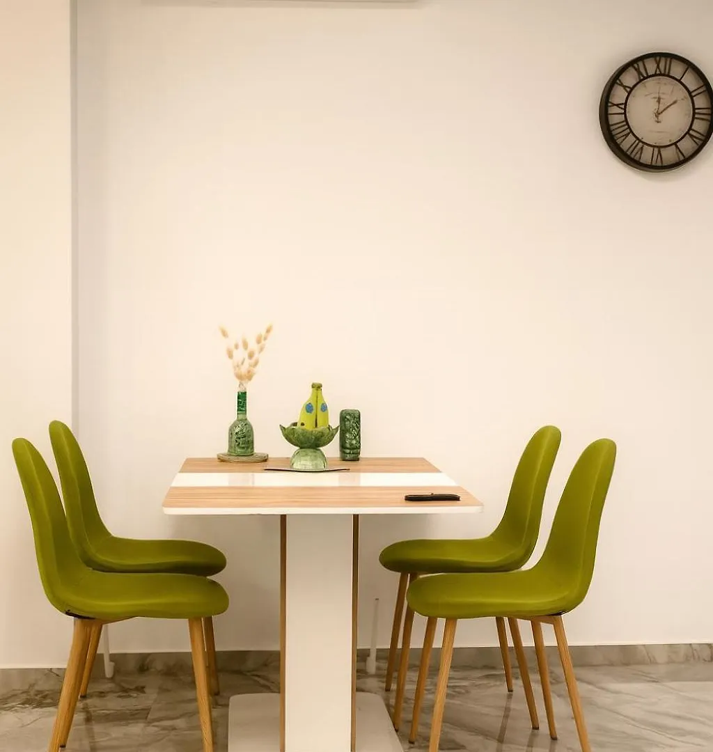 Thessaloniki Luxe Suite, Achilles' Private Getaway اليونان